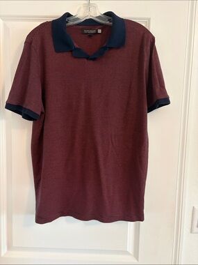 Banana Republic Men's Maroon‎ Polo with Navy Collar